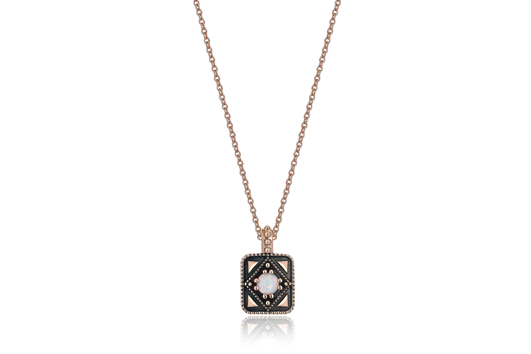Black Queen Kolye (2)