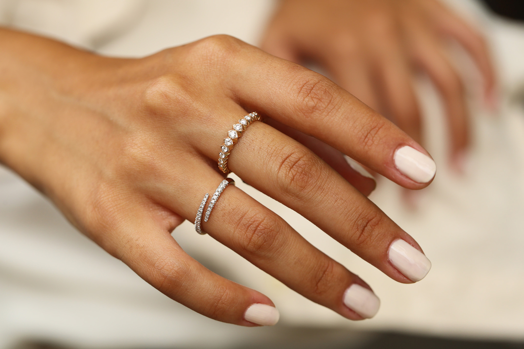 Claw White (1)