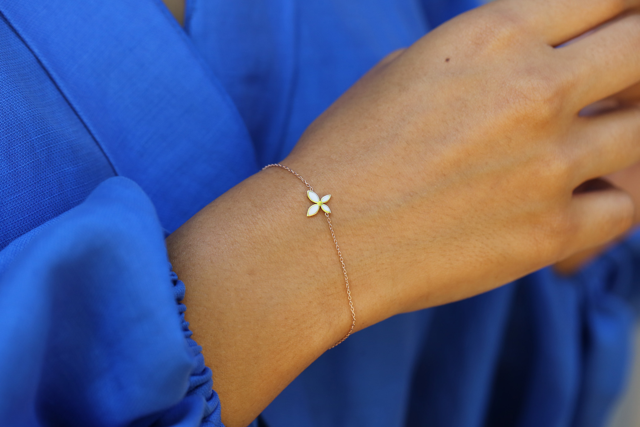 Lilies Bracelet