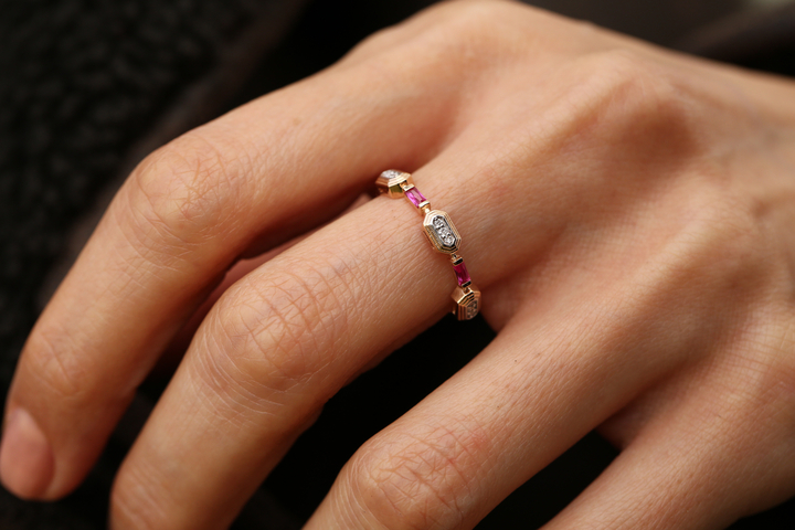 REİS - Ruby Glow Ring