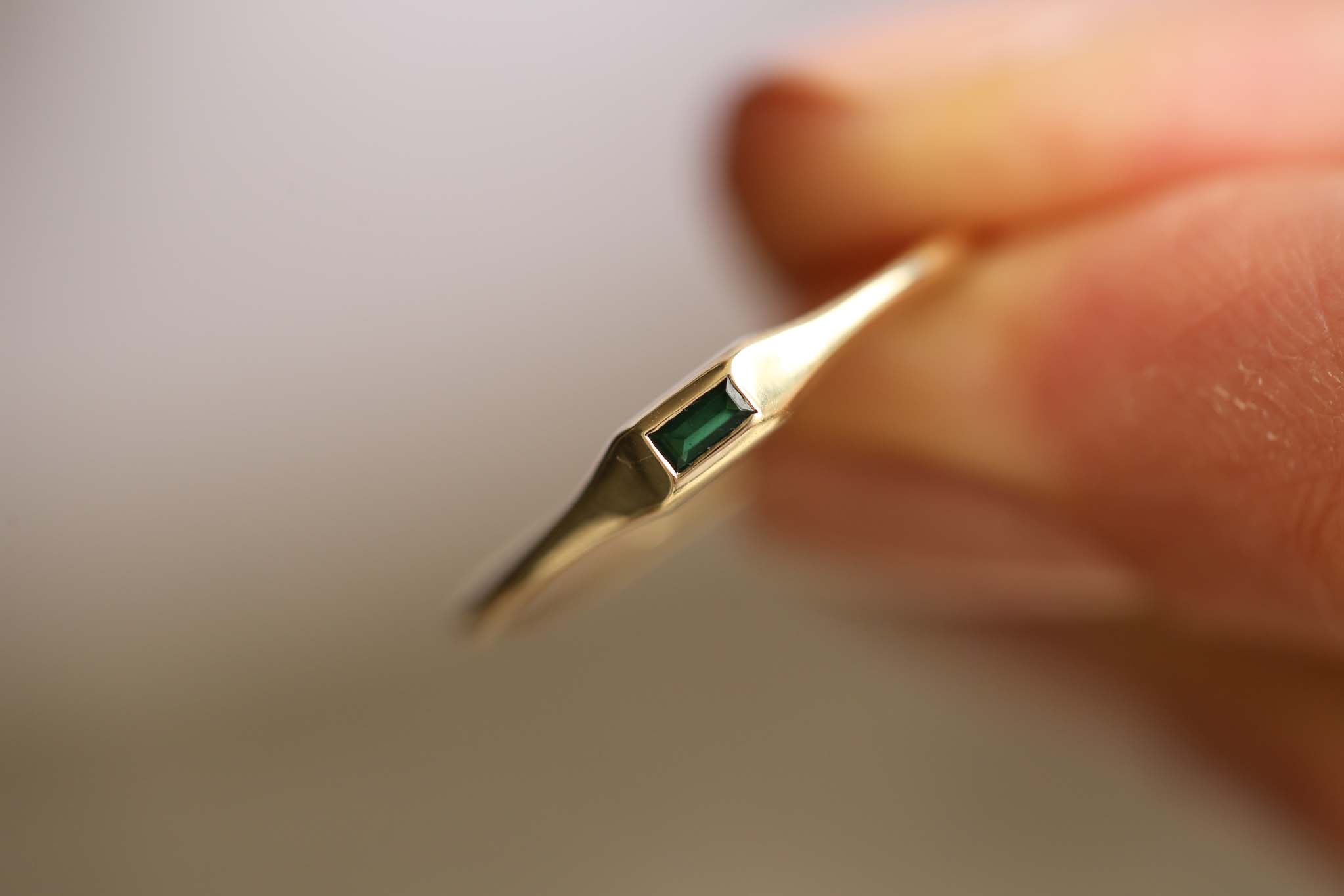 Tiny Line Green